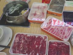 -杨老板·海鲜集市火锅·鲜切牛肉(中防万宝店)