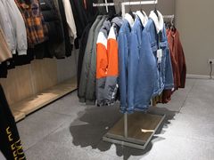 -hotwind热风(中贸广场店)