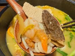 -银米·云南传统过桥米线(双廊黑金冠店)