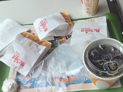 -麦当劳(假日广场店)