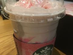 -星巴克(广州江南新地店)
