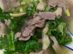 -杨三娘跷脚牛肉(羊子山西路店)