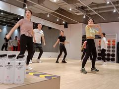-乐刻运动健身(蓝润摩里中心店)