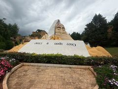 -彩色沙林风景区