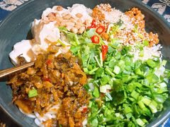 豆花米线-滇道云南特色料理(康定路店)