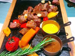 -蜜桃花开·中西融合菜E&W(南长街店)