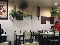 大堂-韦记螺蛳粉(NO2店)