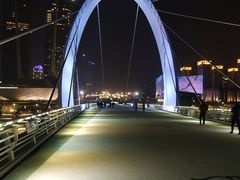 -南京眼步行桥
