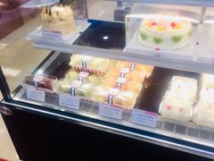 -红宝石·鲜奶小方·海派西点房(浦三店)