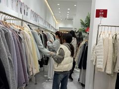 -龙湖杭州滨江天街