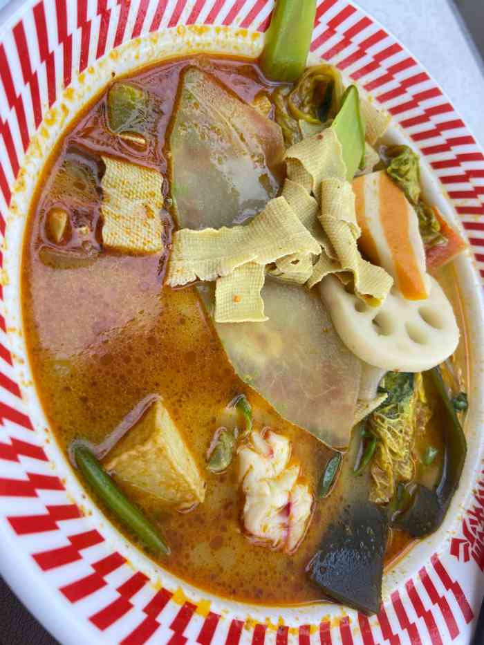 杨翔麻辣烫(高新店)-"朋友推荐哒这家麻辣烫,她告诉我说巨好吃17.