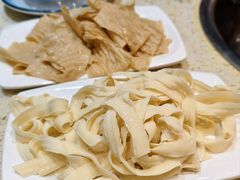 -九寨特色牦牛肉汤锅 羊肉汤锅