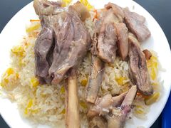 -特丰抓饭(莱茵庄园店)