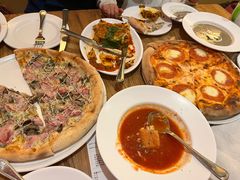 -城市大道红炉披萨烘焙坊