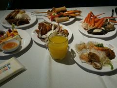 -领鲜活海鲜榴莲自助火锅(东门店)