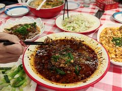 -洪霞餐馆·川菜·鲜货现炒(两江春城店)