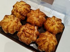 冰淇淋泡芙-拢香糕点(万达店)