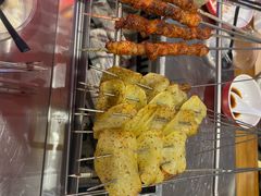 -古彭7只羊·鲜羊肉串·龙虾烧烤(玄武墨香路店)