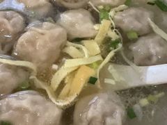 鲜肉小馄饨-梦花街馄饨店(中华苑店)