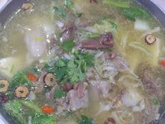狗肉锅-三姐妹冷面馆(保卫路店)