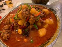 特色的大盘鸡-维吾尔餐厅(宜山路店)