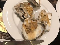 -大中华希尔顿酒店-念自助餐·嗨啤·小龙虾