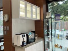 -瑞泰口腔(龙湖门诊)