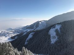 -丝绸之路山地度假区滑雪场