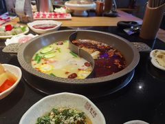 -潘小辣鲜肉老火锅