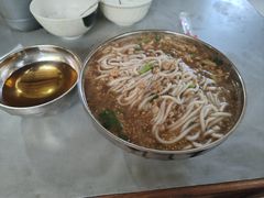 -正宗杨记普洱酸醋米线(总店)
