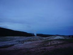 -老忠实间歇泉