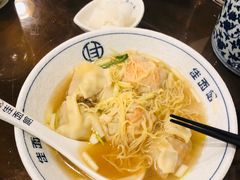 鲜虾云吞面-佳面馆·竹升云吞面·爽鱼皮·牛腩面(易发店)