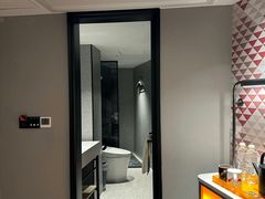 -柏曼酒店(合肥国购广场三里庵地铁店)