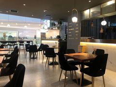 -POKEE VIA&Brunch·维娅(重庆来福士店)