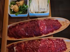 -左庭右院鲜牛肉火锅(浦江欢乐颂店)