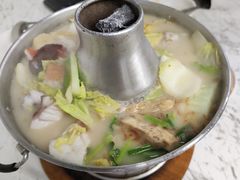 鱼头火锅-Whampoa Keng Fish Head Steamboat @ Balestier