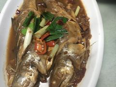 -鑫悦楼煎蟹·16年海鲜大排档