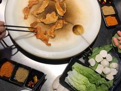 -冰冰龙虾·江湖菜·花园江景餐厅