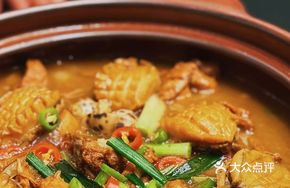 Guangdong-style Snail and Chicken Stew
