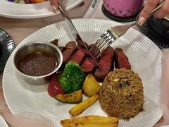-伯顿西餐厅(厚街香榭丽店)