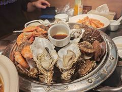 -五谷丰登农家院·地道胶东菜·海鲜烧烤(威海店)