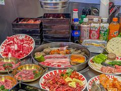 -哈哈碳都·牛肋条无限自助烤肉(台江万达店)