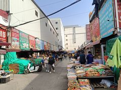 -大连双兴商品城