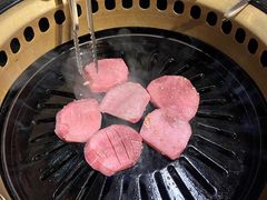 -炼火烤肉店