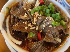 -炉小二铜锅牛蛙•川湘菜(三里屯店)
