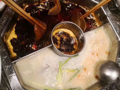 -佬土鹅肠火锅(解放路店)