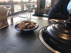 -大匠工房古船木艺术餐厅·猪肚鸡专门店(长白仙岛店)