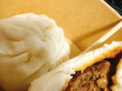 -白玉兰食品甜凤店(合生汇店)