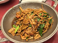 -侬佳蒸菜馆(听潮店)