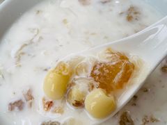 鲜奶雪耳桃胶莲子-周大娘牛乳(旧寨古村总店)